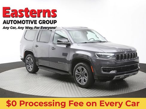 Used 2024 Jeep Wagoneer Series II AWD/4WD image 52