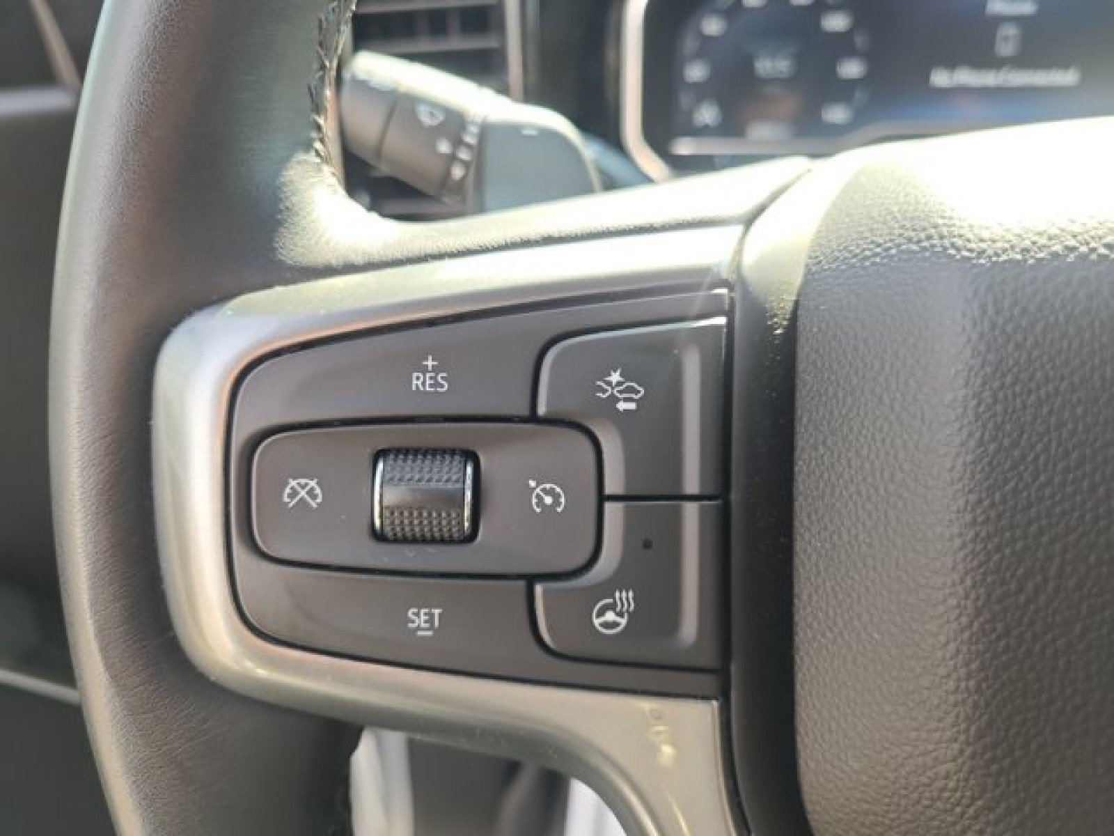 Used 2022 Chevrolet Silverado 1500 RST AWD/4WD image 27