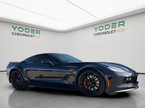 Used 2019 Chevrolet Corvette Grand Sport w/ Carbon Flash Badge Package image 3