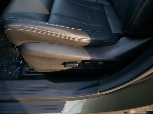 Used 2021 Subaru Forester Premium image 54