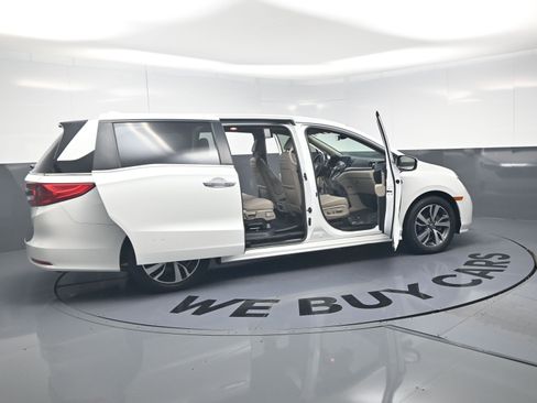 Used 2022 Honda Odyssey Touring image 26