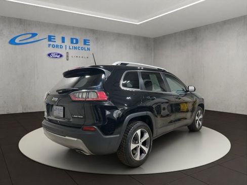 Used 2020 Jeep Cherokee Limited image 9