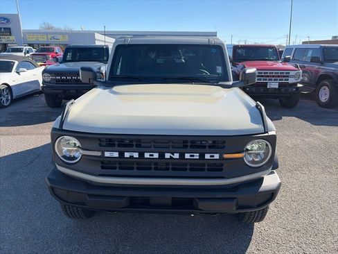 New 2025 Ford Bronco Big Bend image 9
