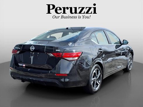 Used 2024 Nissan Sentra SV FWD image 3