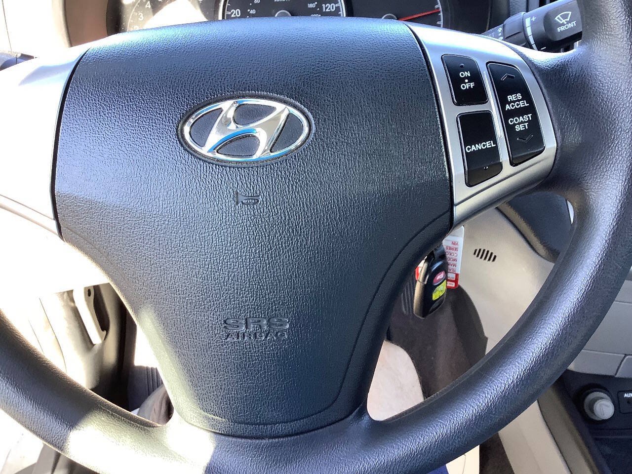 Used 2010 Hyundai Elantra GLS FWD image 35