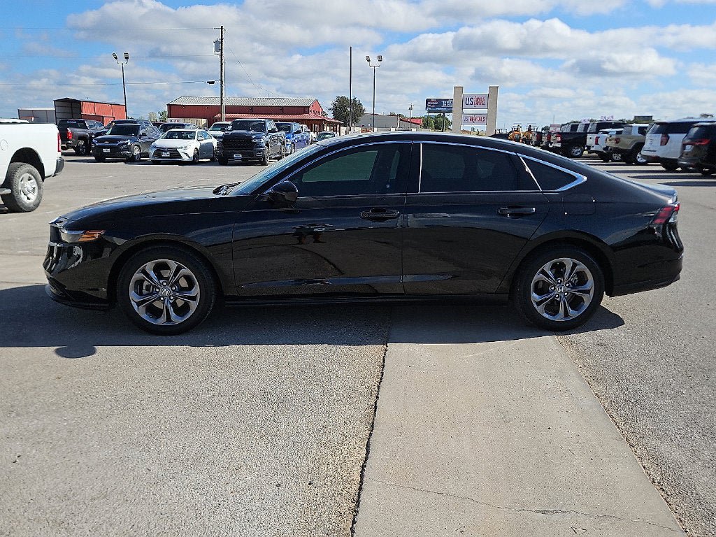 Used 2024 Honda Accord EX image 3