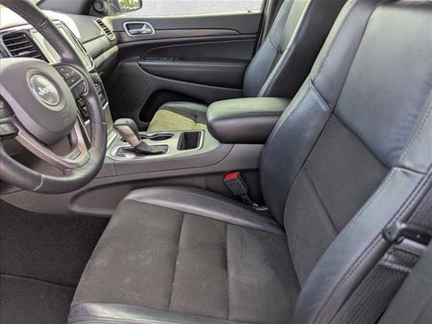 Used 2021 Jeep Grand Cherokee Laredo X AWD/4WD image 23
