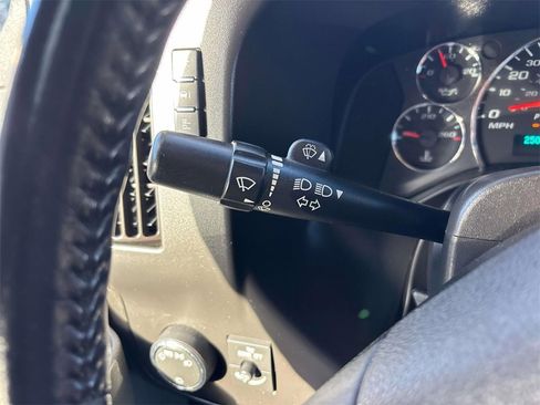 Used 2023 Chevrolet Express 4500 Extended w/ Power Convenience Package image 23