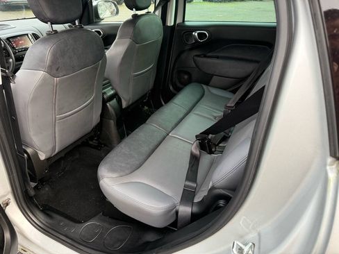 Used 2014 FIAT 500L Lounge FWD image 15
