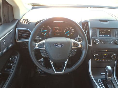 Used 2017 Ford Edge SEL w/ Class II Trailer Tow Package image 17