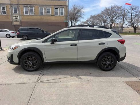 Used 2023 Subaru Crosstrek 2.0i Premium w/ Special Edition image 8