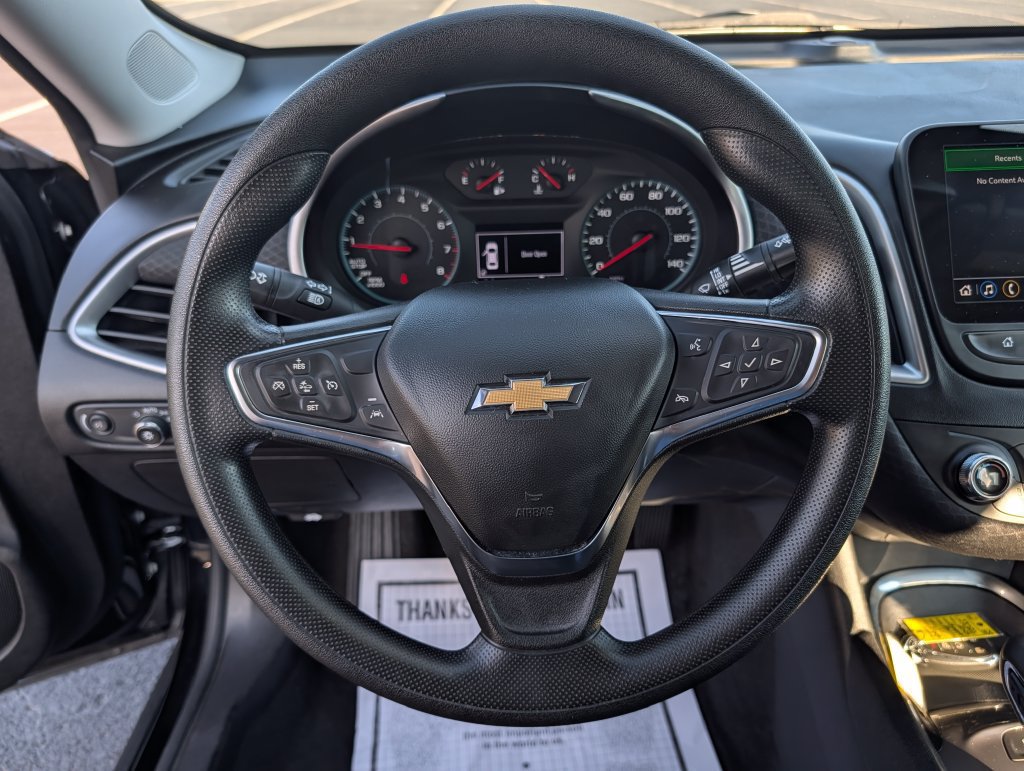 Used 2025 Chevrolet Malibu LT FWD image 8
