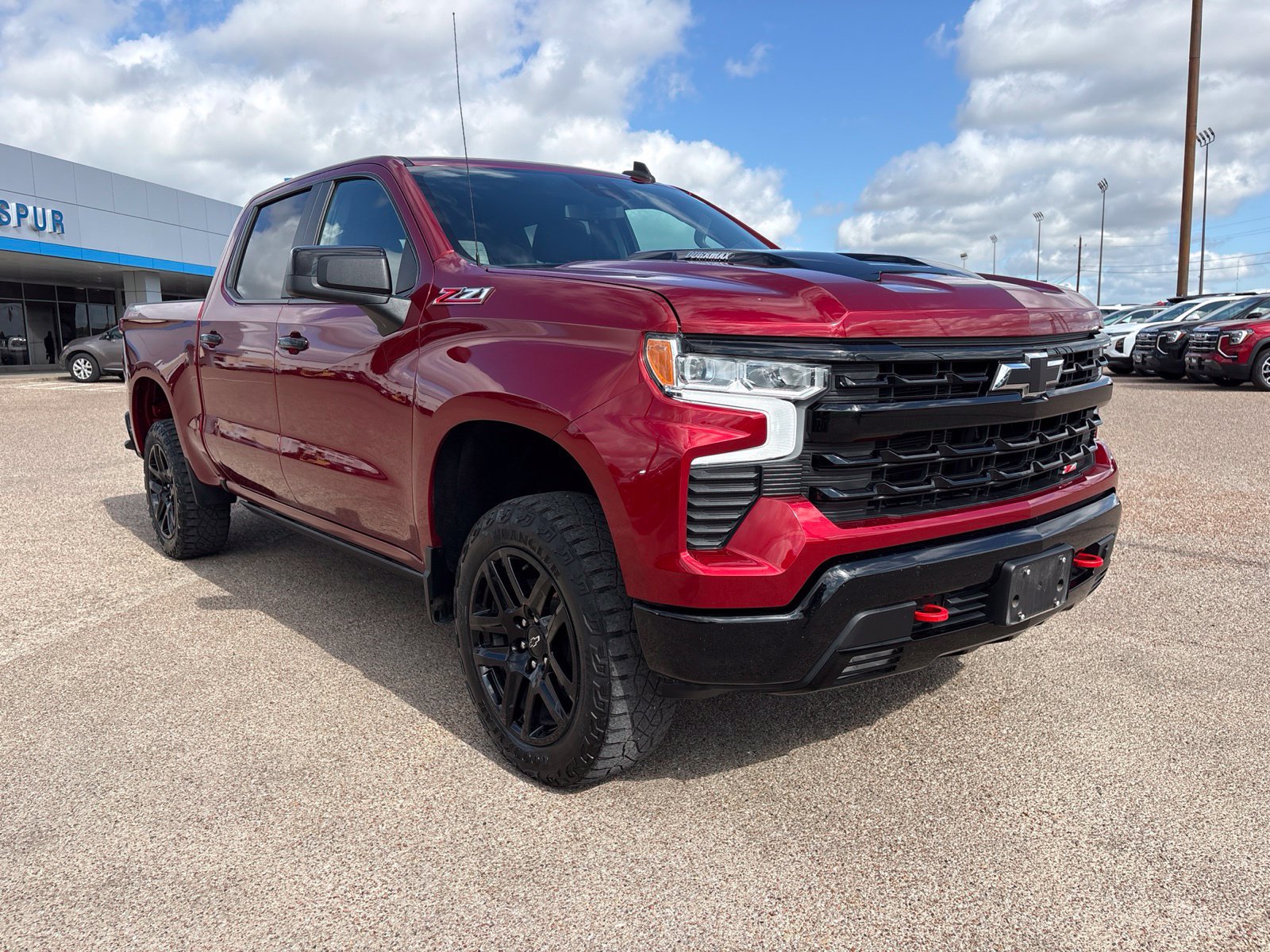 Used 2024 Chevrolet Silverado 1500 LT Trail Boss w/ Convenience Package II AWD/4WD image 8