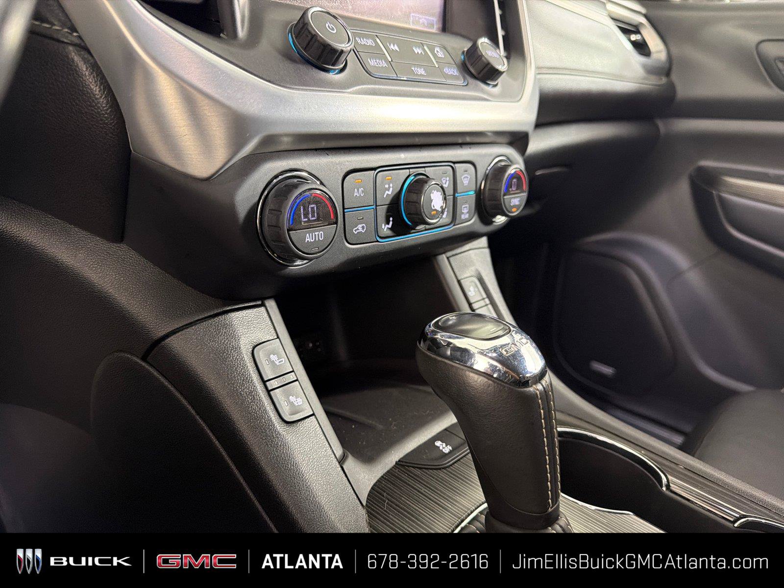 Used 2018 GMC Acadia SLT FWD image 26