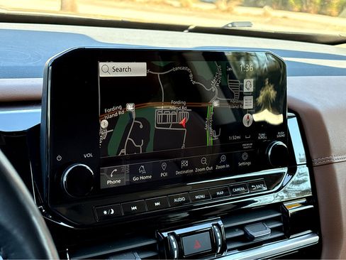 Used 2023 Nissan Pathfinder Platinum w/ Cargo Package image 9