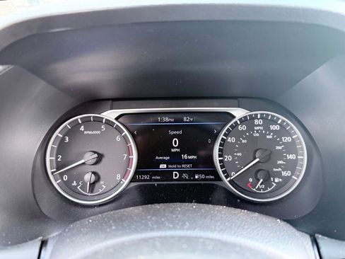 Used 2024 Nissan Sentra SR w/ SR Premium Package image 16