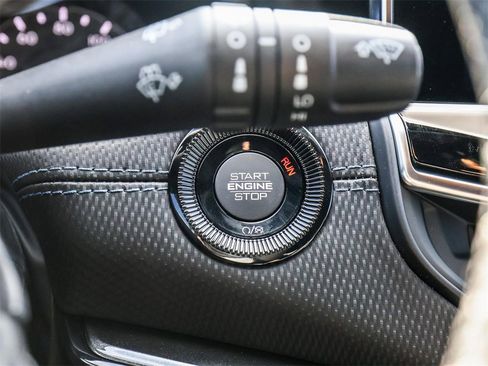 New 2026 Jeep Compass Latitude image 25