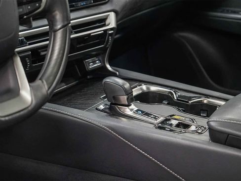 Used 2023 Lexus RX 350 Premium image 24