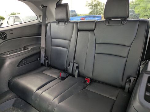 Used 2022 Honda Pilot Touring image 15