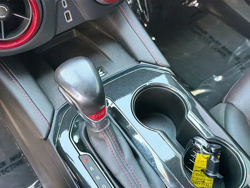 Used 2019 Chevrolet Blazer RS FWD image 27