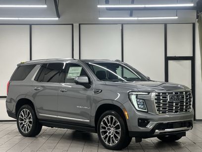 New 2027 GMC Yukon Denali w/ Sun & Power Step Package