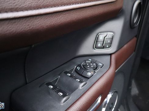 Certified 2024 Ford Expedition Limited image 15