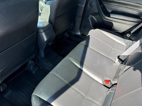 Used 2017 Subaru Forester 2.5i Touring image 12