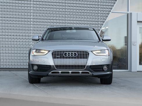 Used 2015 Audi A4 Premium Plus w/ Technology Package image 31