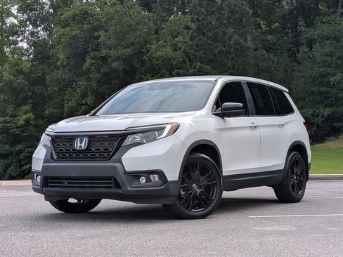 Used 2021 Honda Passport Sport image 4