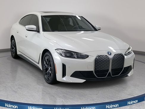 Certified 2025 BMW i4 eDrive40 image 2