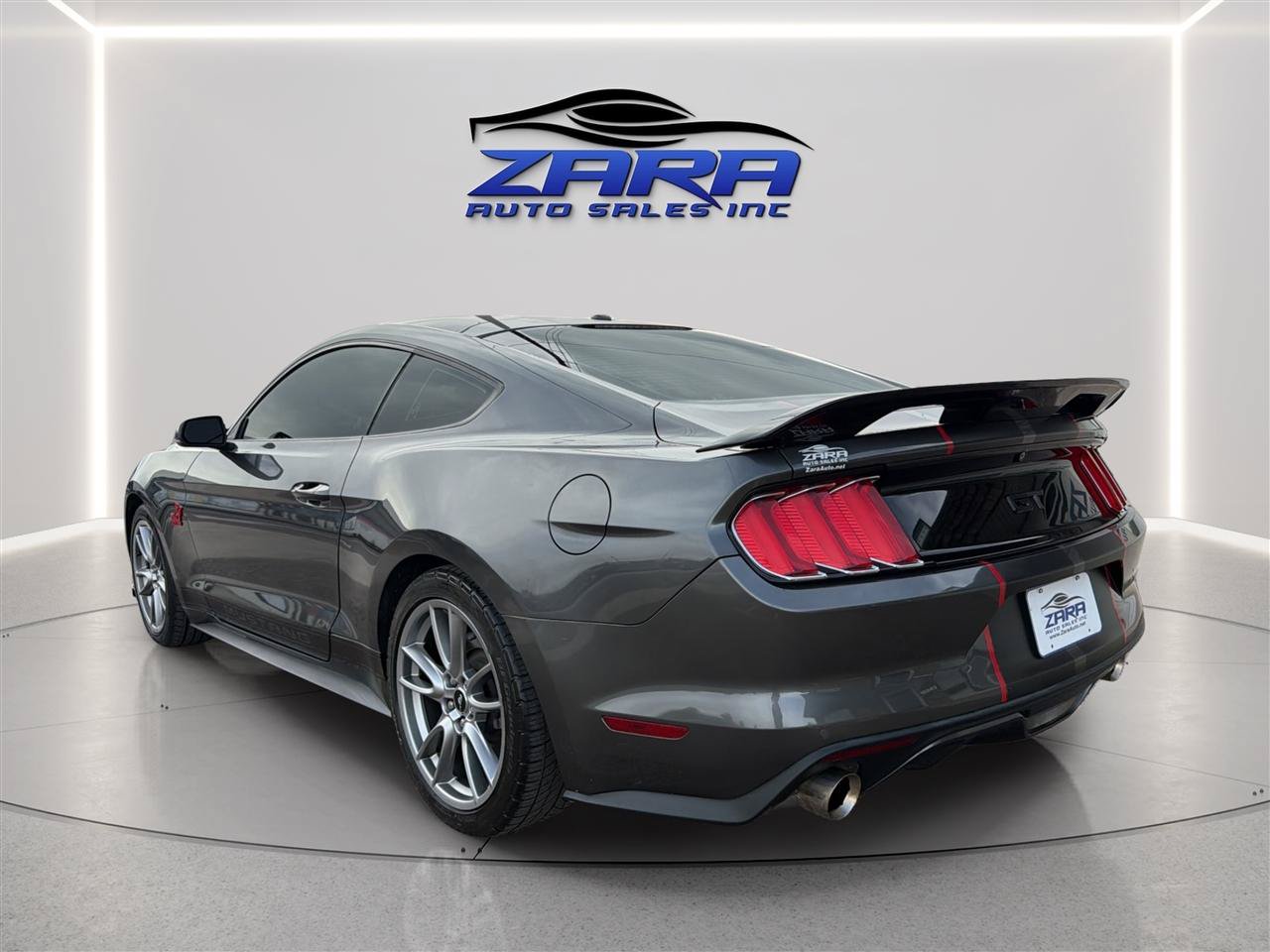 Used 2015 Ford Mustang GT Premium w/ Equipment Group 401A RWD image 5