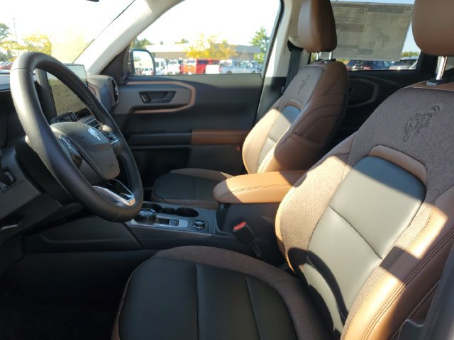New 2026 Ford Bronco Sport Outer Banks w/ Outer Banks Tech Package+ AWD/4WD image 9