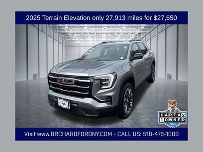 Used 2025 GMC Terrain Elevation w/ Elevation Premium Package