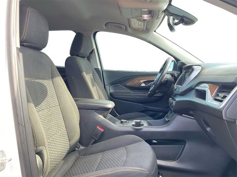 Used 2020 GMC Terrain SLE w/ Driver Convenience Package image 24