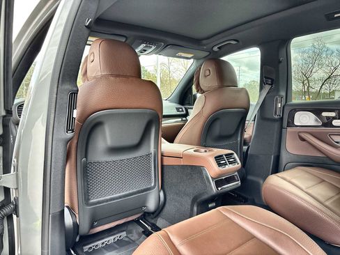 New 2026 Mercedes-Benz GLS 450 4MATIC image 18