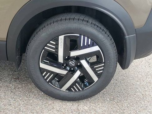 New 2026 Nissan Kicks SV FWD image 3