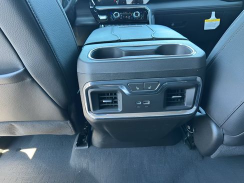 Used 2024 GMC Sierra 2500 Denali AWD/4WD image 23