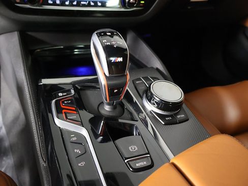 Used 2021 BMW M5 image 54