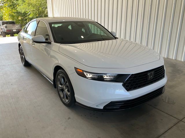 Used 2024 Honda Accord EX image 25