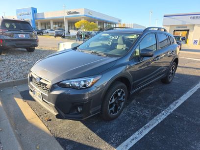 Used 2020 Subaru Crosstrek 2.0i Premium w/ Moonroof Package 2