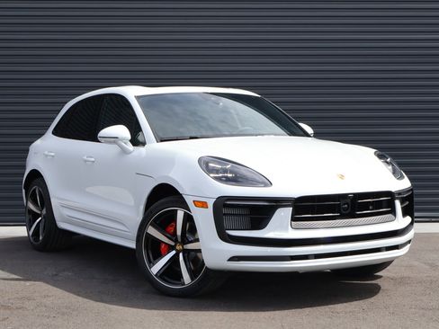 New 2026 Porsche Macan S AWD/4WD image 7