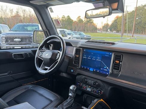 Used 2024 Ford Bronco Badlands AWD/4WD image 10