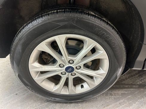 Used 2018 Ford Escape SE image 31