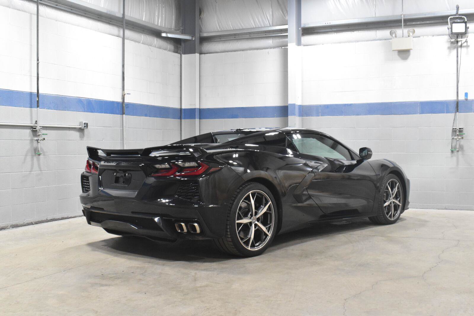 Used 2021 Chevrolet Corvette Stingray Premium Conv w/ Z51 Performance Package RWD image 22