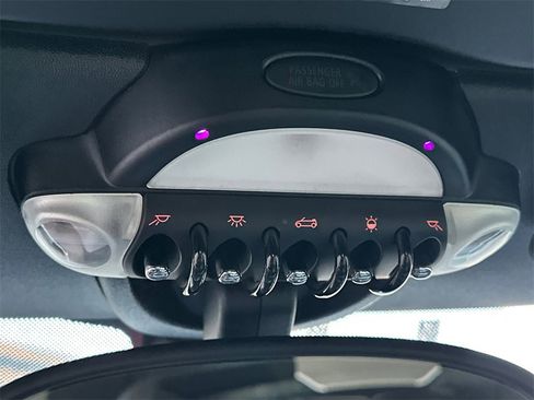 Used 2015 MINI Cooper S image 22