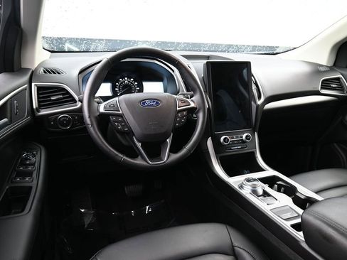 Used 2024 Ford Edge SEL w/ Convenience Package AWD/4WD image 11
