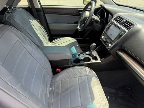 Used 2019 Subaru Outback 2.5i Limited AWD/4WD image 17
