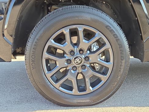Certified 2025 Toyota Tundra Platinum AWD/4WD image 12
