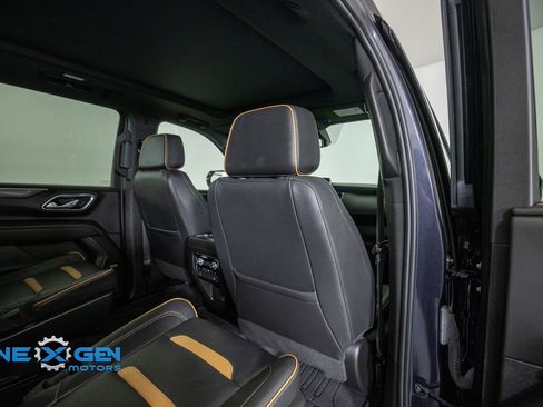 Used 2023 GMC Yukon XL AT4 w/ AT4 Premium Package AWD/4WD image 36