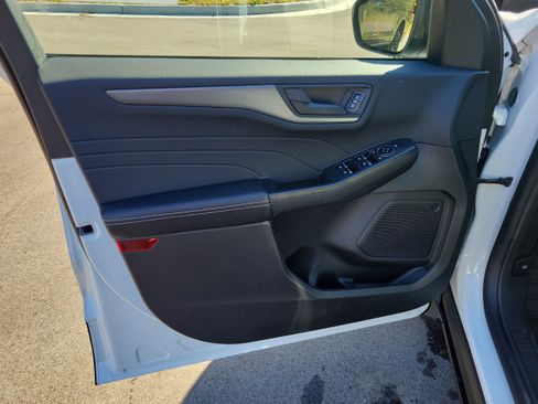 New 2026 Ford Escape Active image 14